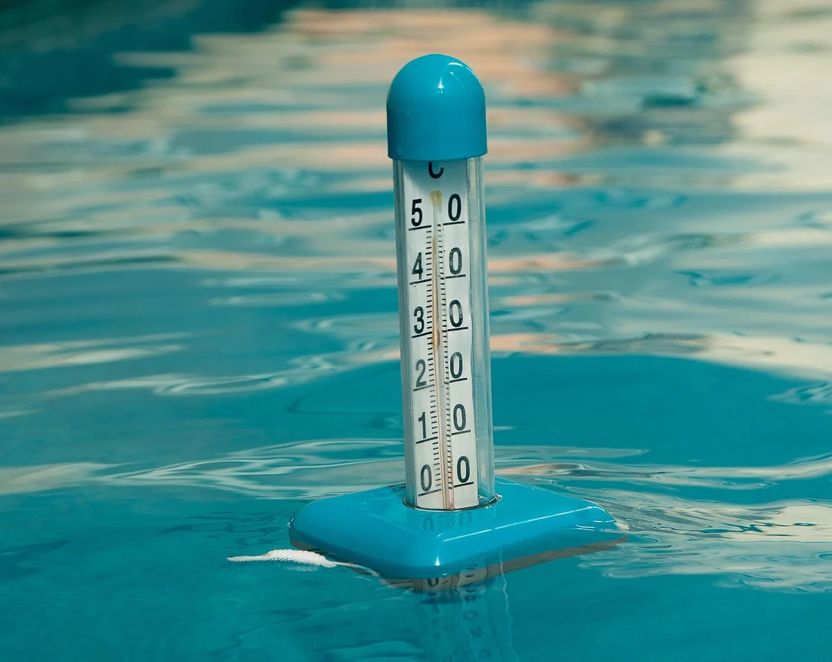 Guide 2026 : comment mesurer un liner de piscine facilement et avec précision